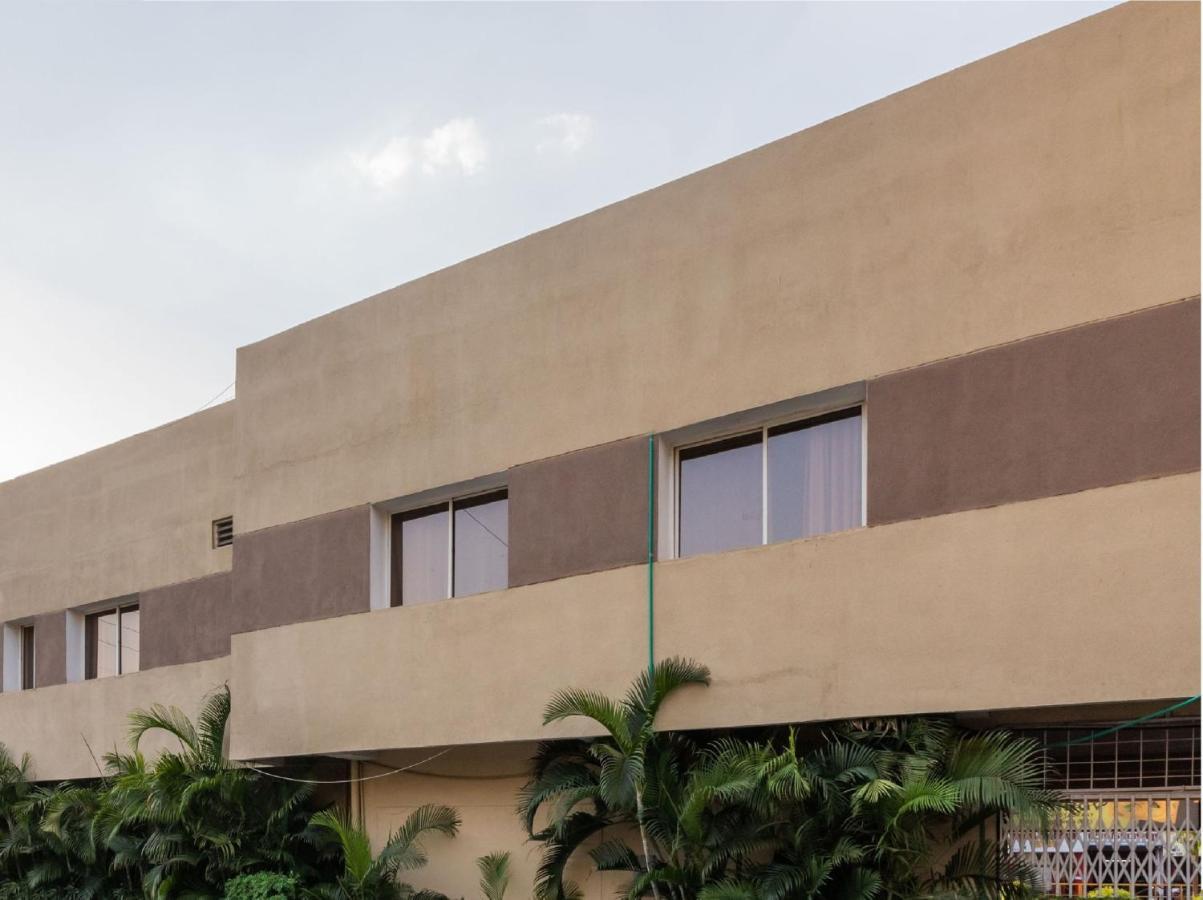 Oyo 11428 Hotel Krishna'S Residency Hyderabad Ngoại thất bức ảnh