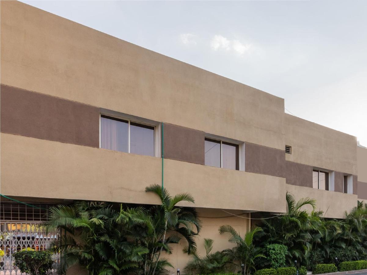 Oyo 11428 Hotel Krishna'S Residency Hyderabad Ngoại thất bức ảnh